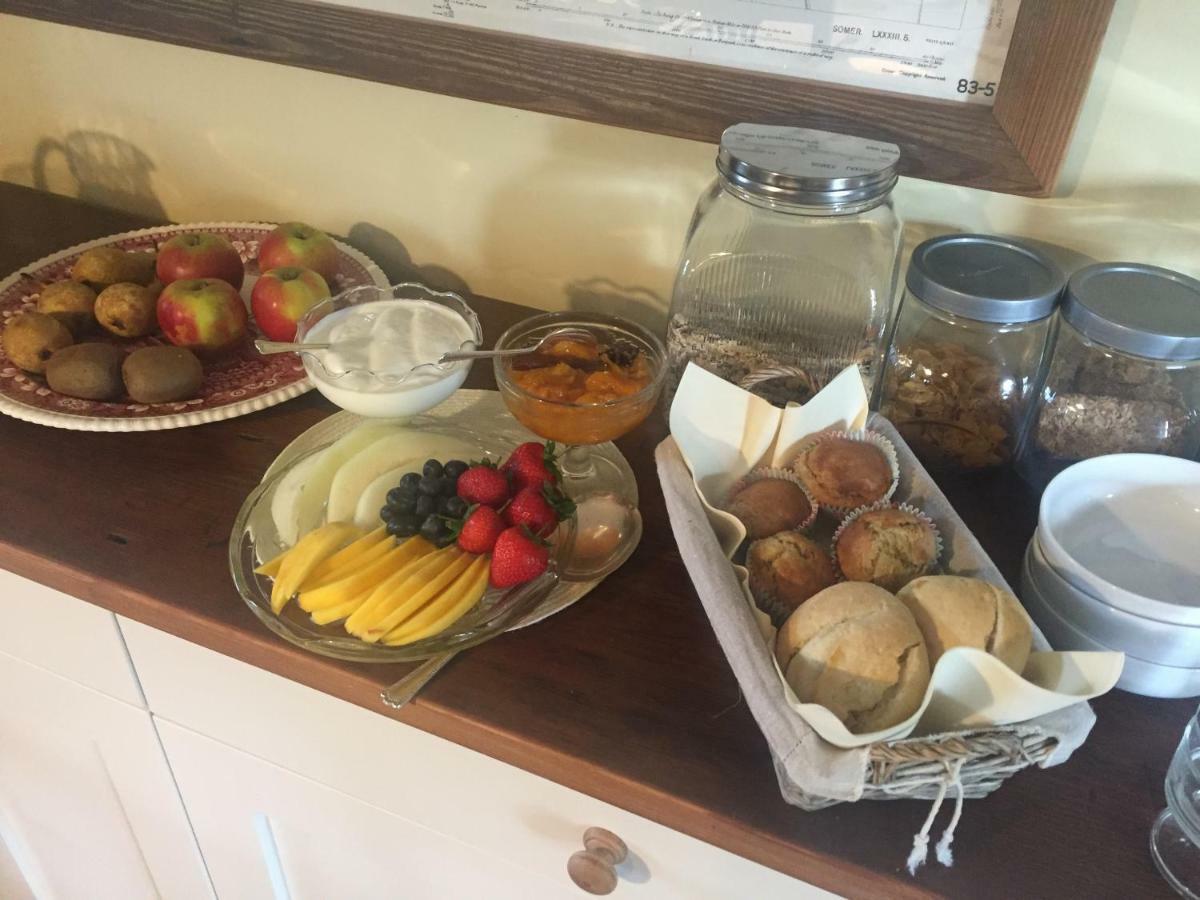 Home Barn Bed And Breakfast Yeovil Esterno foto