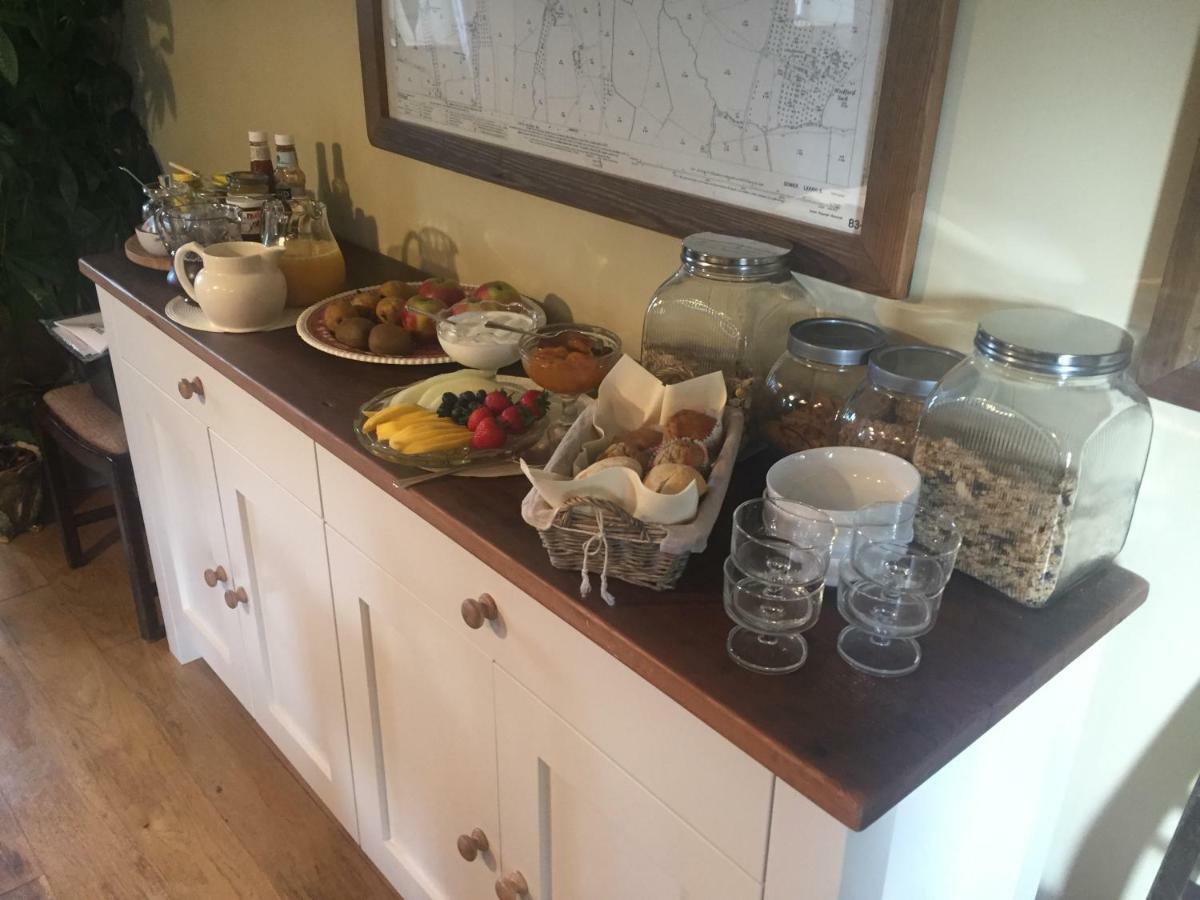 Home Barn Bed And Breakfast Yeovil Esterno foto